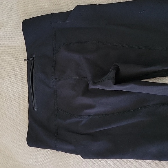 Lululemon Crop Leggings - Picture 2 of 4